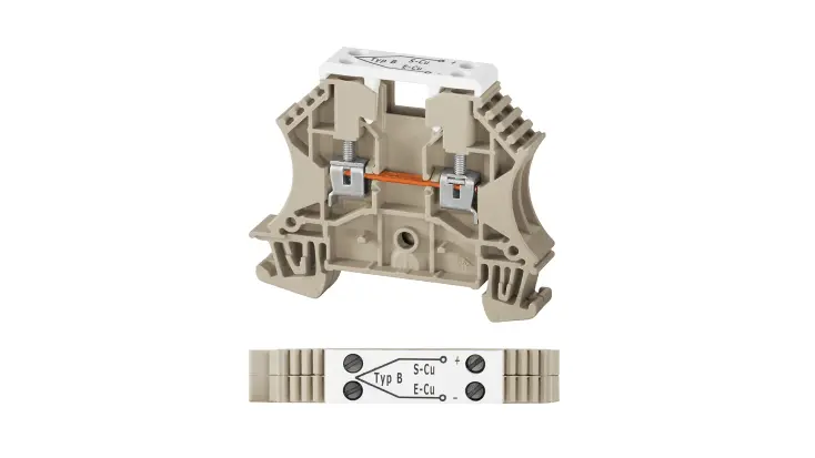 Termoelemek huzalozása termoelem sorkapcsokon keresztül