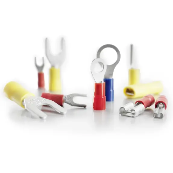 Kabelschuhe und Verbinder