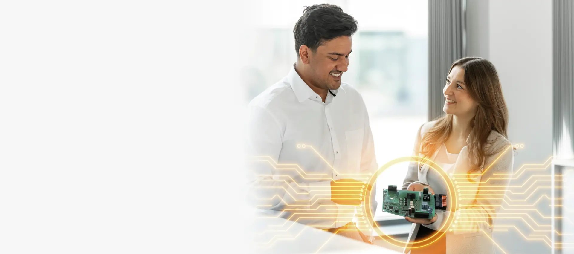 Altijd een verbinding vooruit. Baanbrekende PCB-verbindingstechniek.