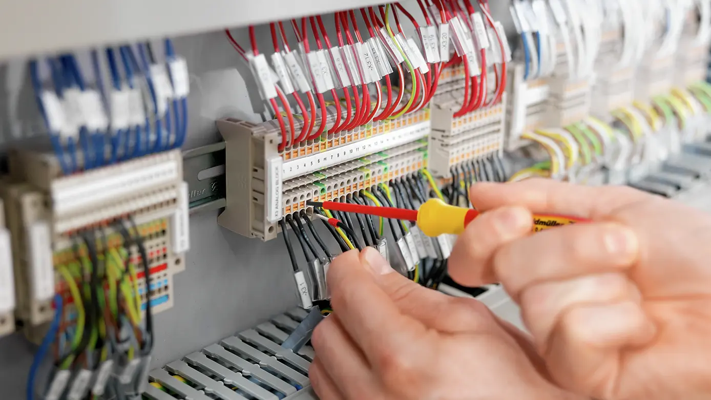 A-series, Spring connection with PUSH IN technology