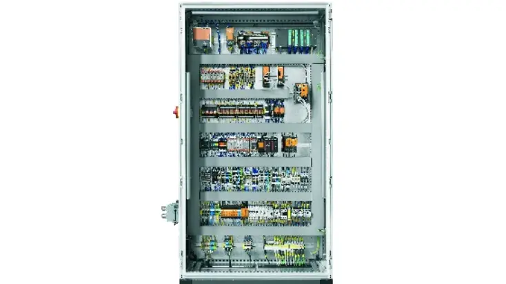 Elektrische installatie van schakelkasten