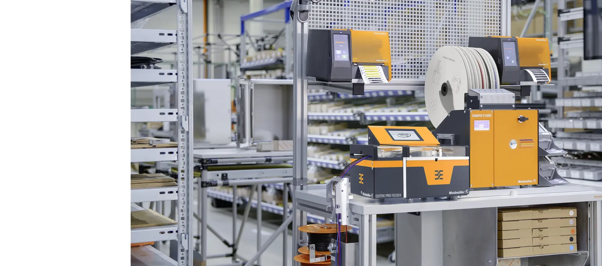 Semi-automatisation dans l'assemblage de câbles