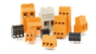 PCB terminals with screw connection