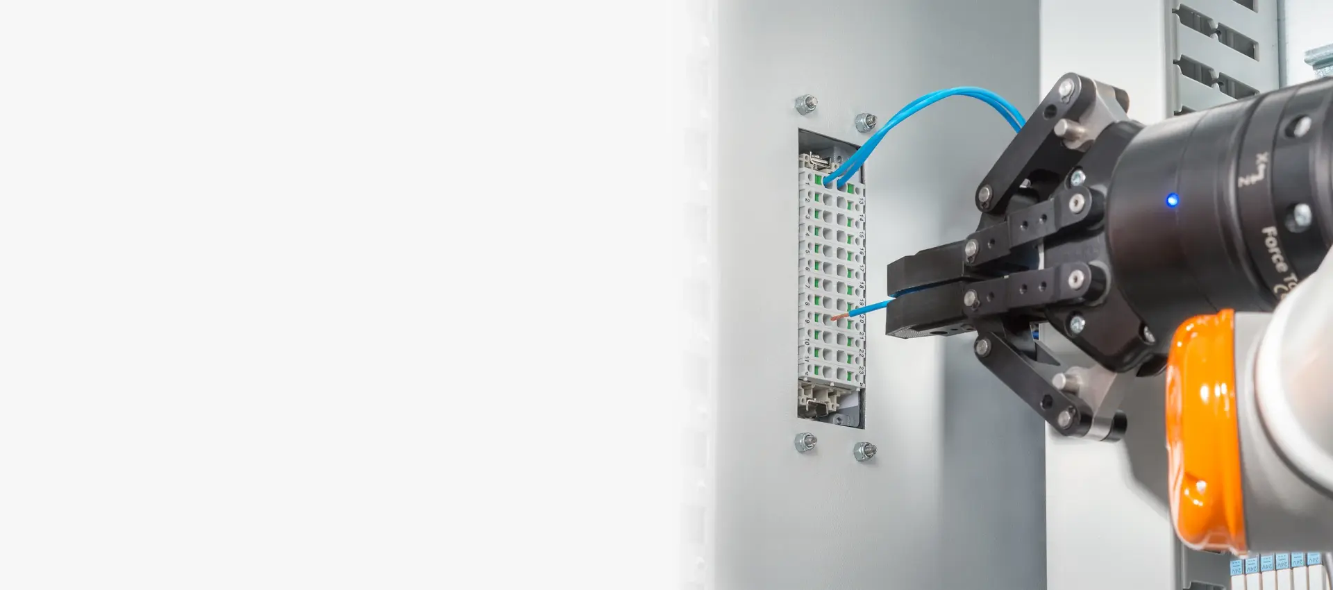 Weidmüller erfindet die Reihenklemme neu