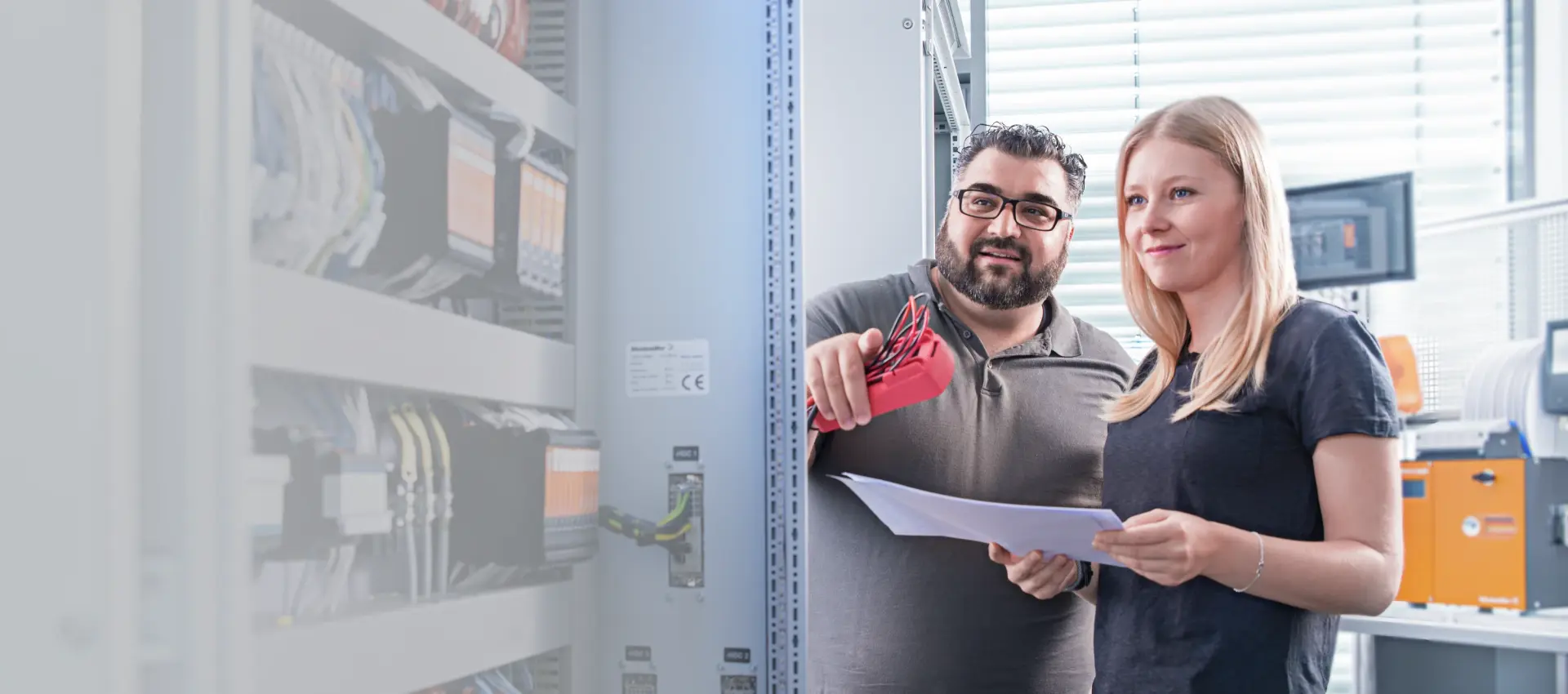 Switch to simple - with Klippon® Relay