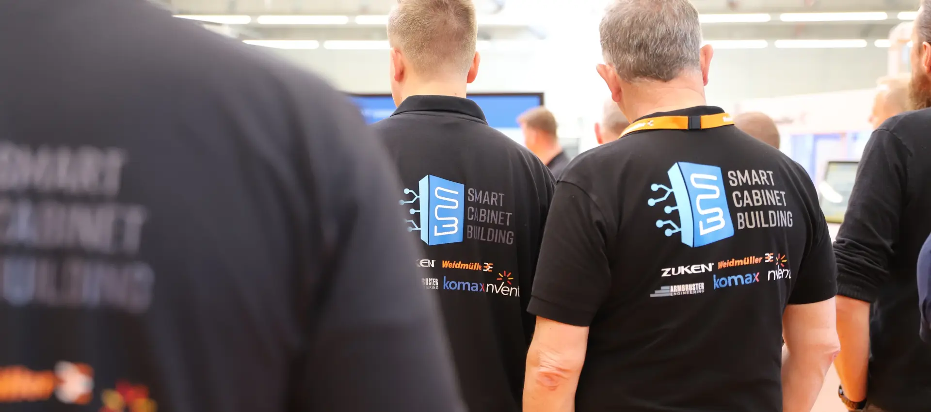 Ihre Ansprechpartner für Smart Cabinet Building
