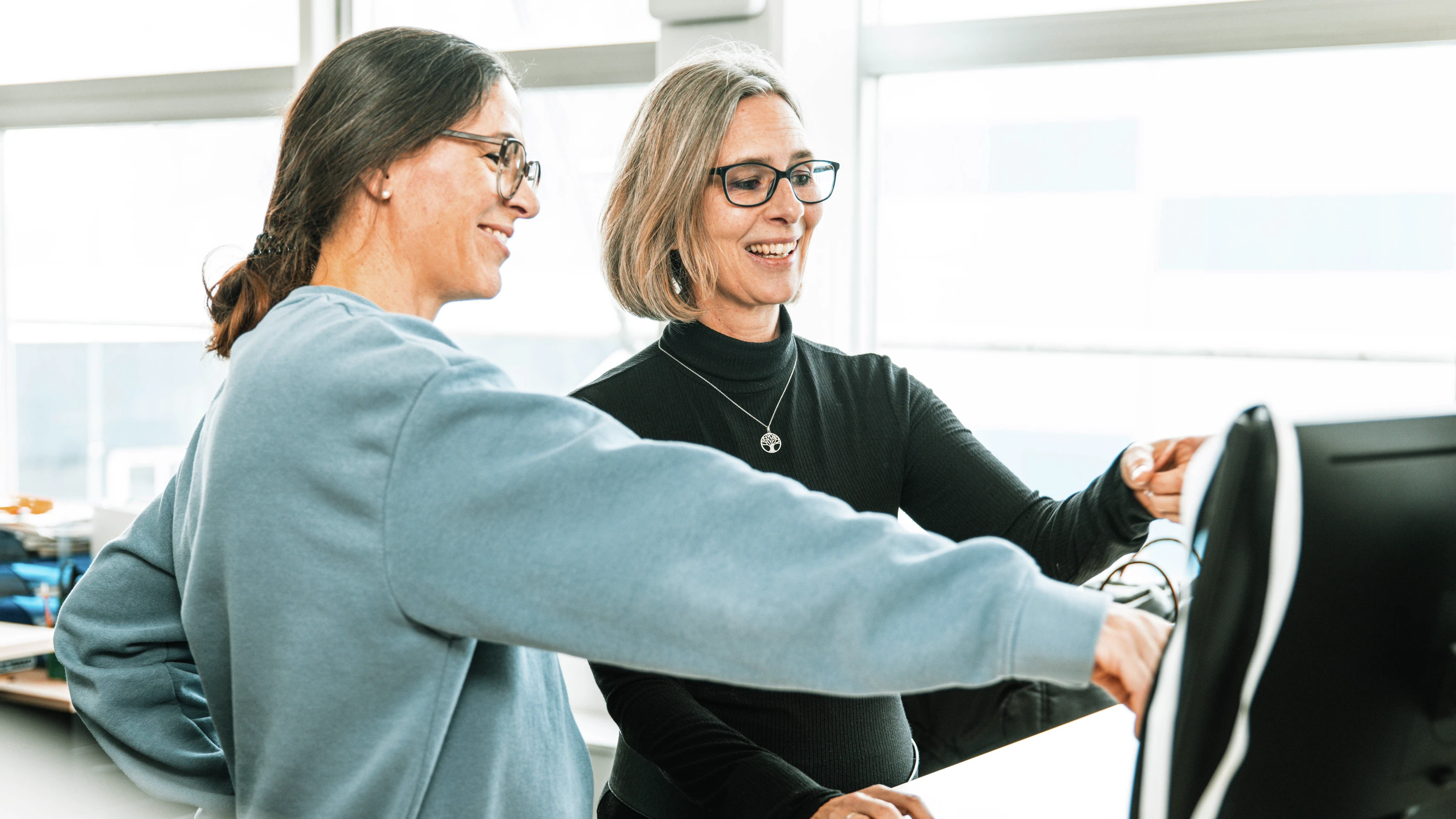 Customer Service & Operations